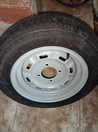 Rueda de repuesto coche sin carnet