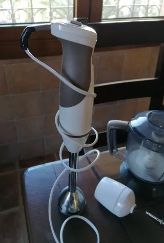 Batidora Taurus con accesorios