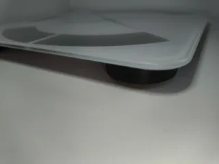 Báscula inteligente blanca