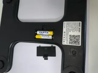 Báscula inteligente blanca