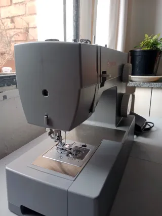 Máquina de coser Singer Heavy Duty