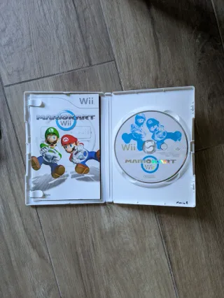 Nintendo Wii Mario Kart Pack Console