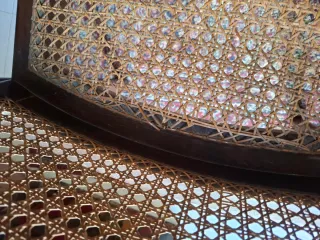 Set di 4 sedie in legno a nido d'ape antiche