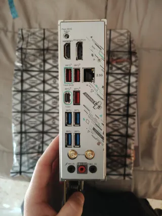 Lote CPU AMD Ryzen 5 y Placa Base MSI