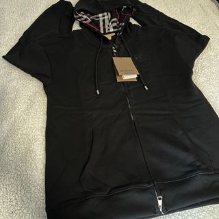 Casaco Burberry Preto com Capuz