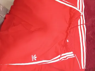 Chándal Adidas Rojo ESSENTIALS 3-STRIPES