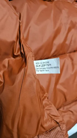 The North Face Plumas Naranja y Negro