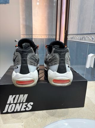 Nike Air Max 95 Kim Jones Gris Naranja