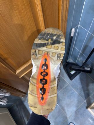 Nike Air Max 95 Kim Jones Gris Naranja