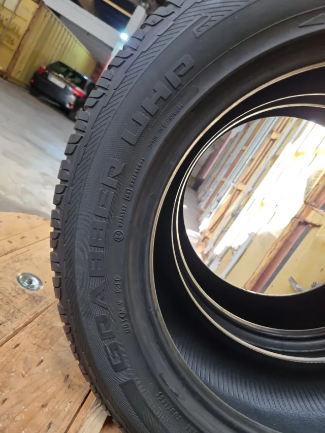 Vendo 2 Neumáticos en perfecto estado^