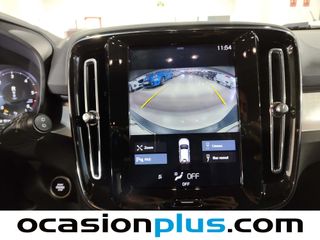 Volvo XC40 D3 Momentum Pro Auto 110 kW (150 CV)