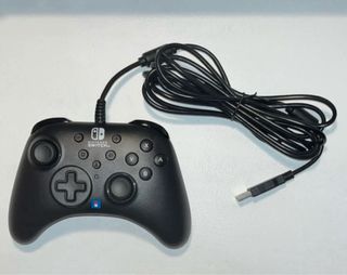 Mando negro con cable Nintendo Switch con caja