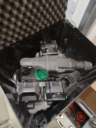 Taladro Perforador HiKOKI DH18DBL