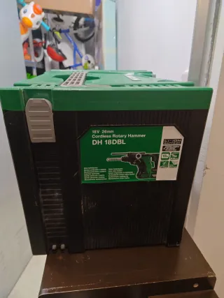 Taladro Perforador HiKOKI DH18DBL