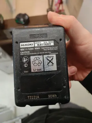 Taladro Perforador HiKOKI DH18DBL