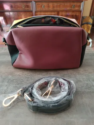 Bolso Nicole Lee Nuevo Perros