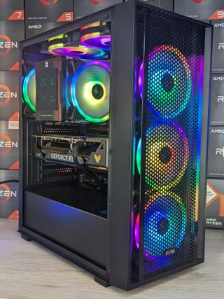 PC Gaming RTX 4070 / RYZEN 7 9800X3D
