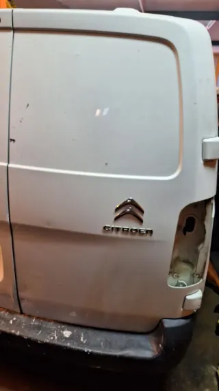 Puerta Trasera Derecha Citroen Jumpy 3