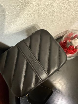 Borsa da toilette Yves Saint Laurent Nero Dorato