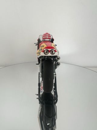 Honda NSR500 "Gun" (Bari Bari Legend) – AUTOart