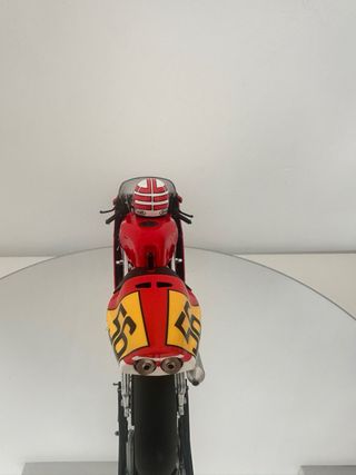 Honda NSR500 "Gun" (Bari Bari Legend) – AUTOart