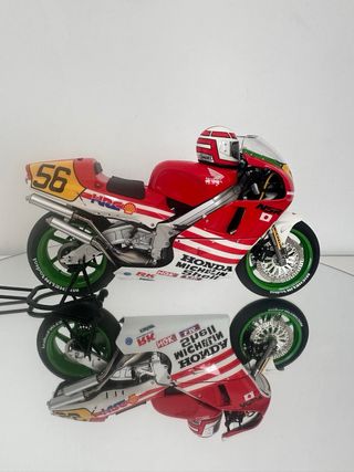 Honda NSR500 "Gun" (Bari Bari Legend) – AUTOart