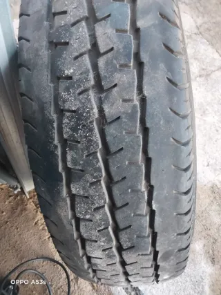 Neumático 215/70/15c. 109/107R