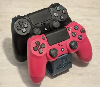 Supporto per 2 controller PS4