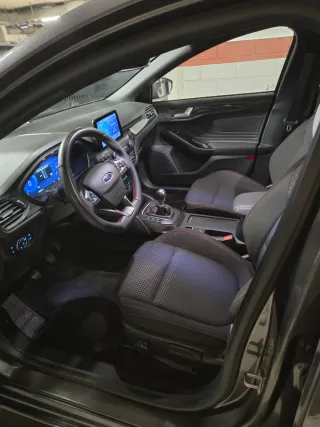 Ford Focus ST LINE X PERFECTO ESTADO