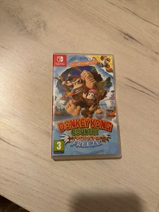 Donkey Kong Country Tropical Freeze Switch