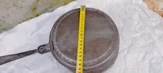 Pentola antica( scaldaletto)