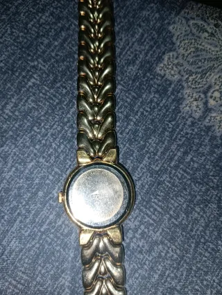 Reloj Lotus Mujer Dorado y Blanco