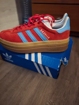 Zapatillas Adidas Gazelle Rojas y Azules