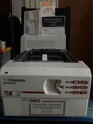 Freidora Taurus 2003 serie oro sin utilizar