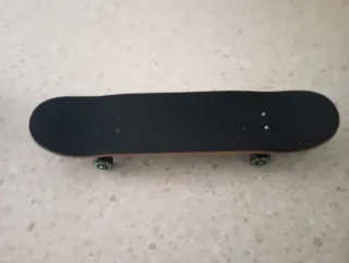 Skate con diseñso de Rick y Morty