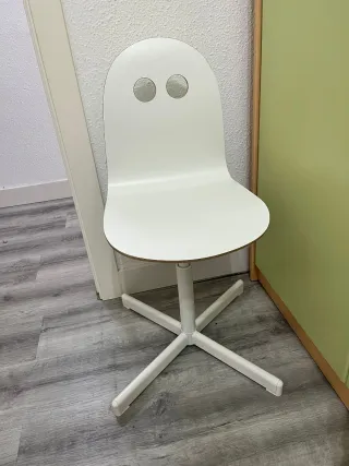 Silla de escritorio blanca