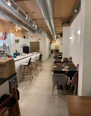 TRASPASO BAR RESTAURANTE- PIZZERIA ZONA EIXAMPLE