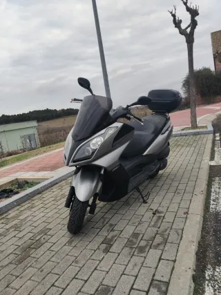 Kymco Superdink 125 Plata