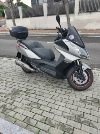 Kymco Superdink 125 Plata