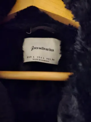 Cazadora forrada pelo Stradivarius Negra