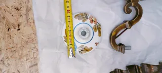 Applique vintage metallo e porcellana