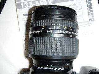 Cámara Nikon F90X + Objetivo AF Nikkor 24-120mm