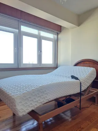 Cama ortopédica ajustable madera con colchon