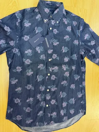 Camisa Hackett vaquera floral azul  y morada