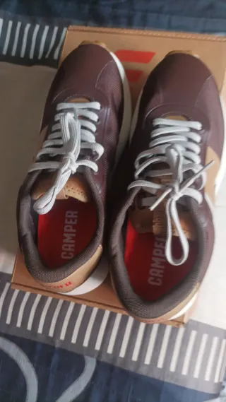 Zapatillas Marrones de Piel