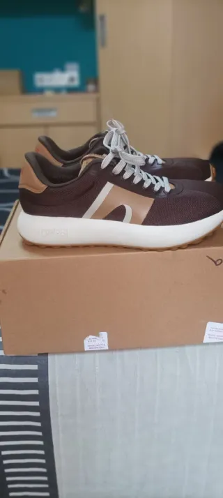 Zapatillas Marrones de Piel