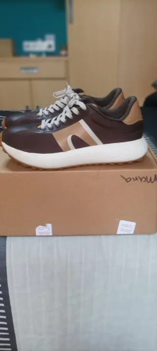 Zapatillas Marrones de Piel