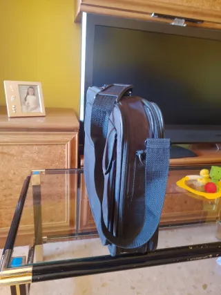 Maletín porta ordenador negro