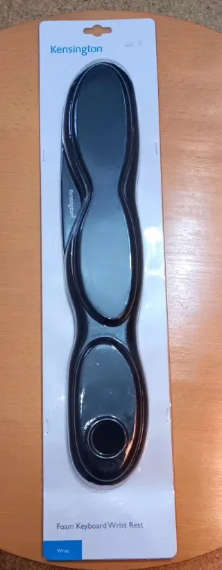 Reposamuñecas Kensington Negro