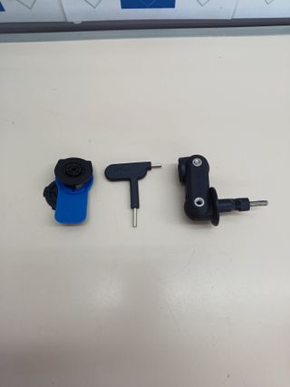 Soporte Quad Lock para Móvil en Moto